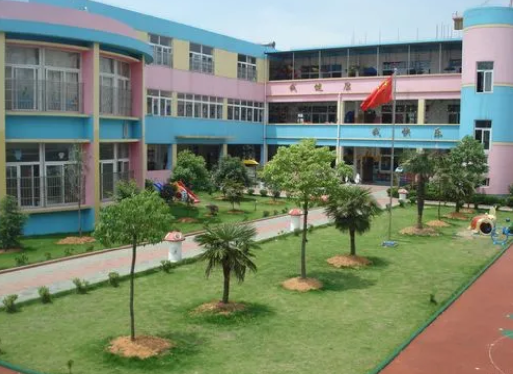 Guangde County Central Kindergarten Waiqiang Heat Insulation