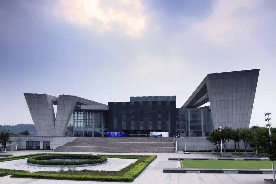 Roof Insulation And Waterproofing Of Wuhan Qintai Art Museum